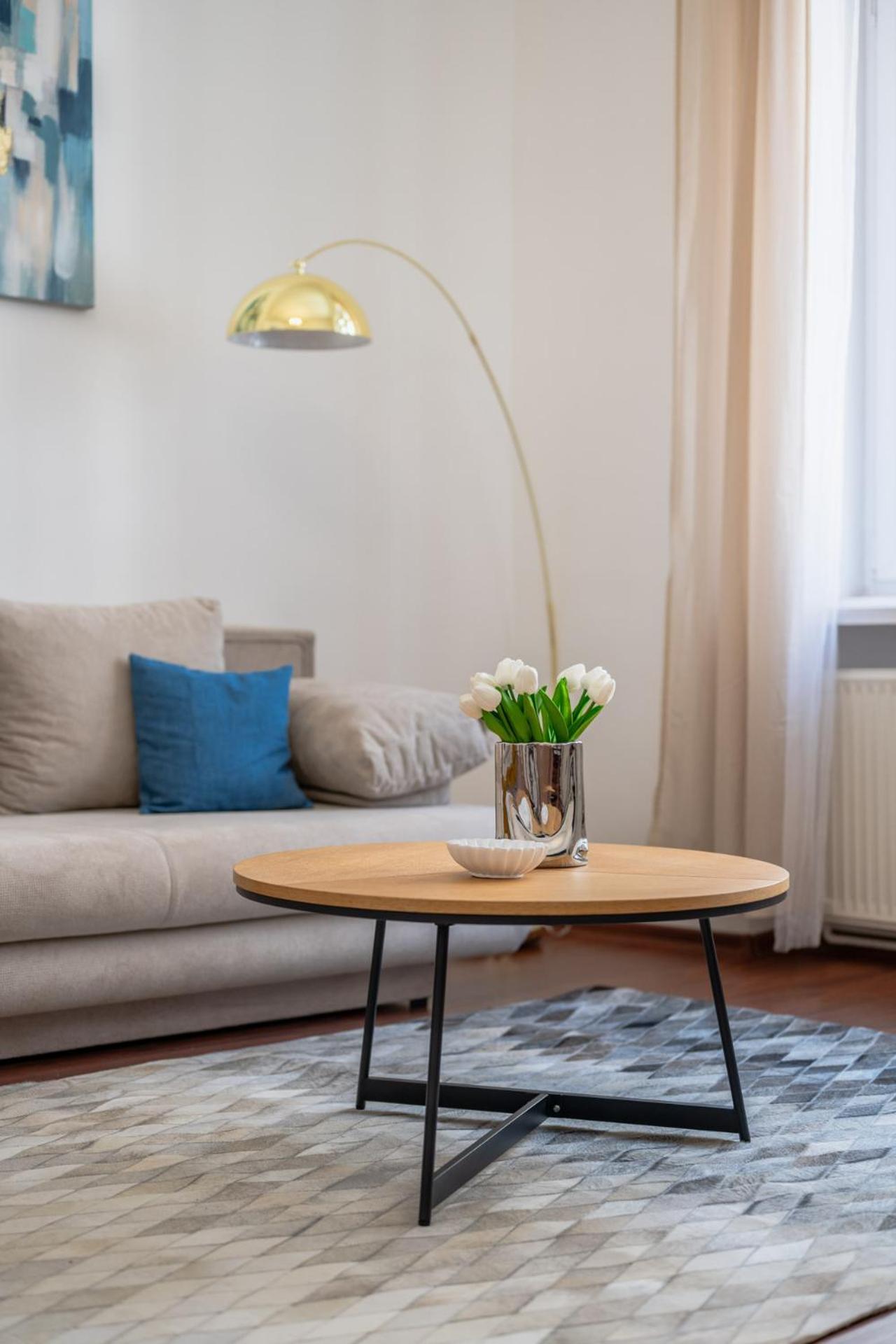 Deluxe And Cozy City Center Suite For 8Ppl Будапеща Екстериор снимка