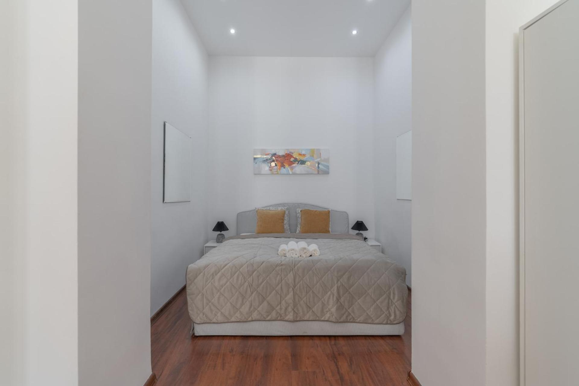 Deluxe And Cozy City Center Suite For 8Ppl Будапеща Екстериор снимка